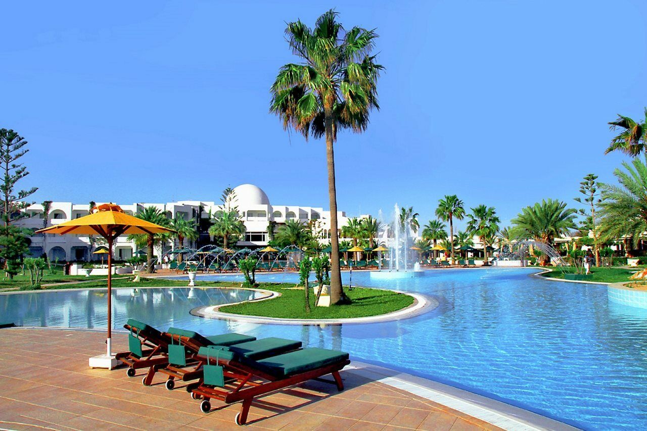 Djerba Plaza Thalasso & Spa Triffa Exterior photo
