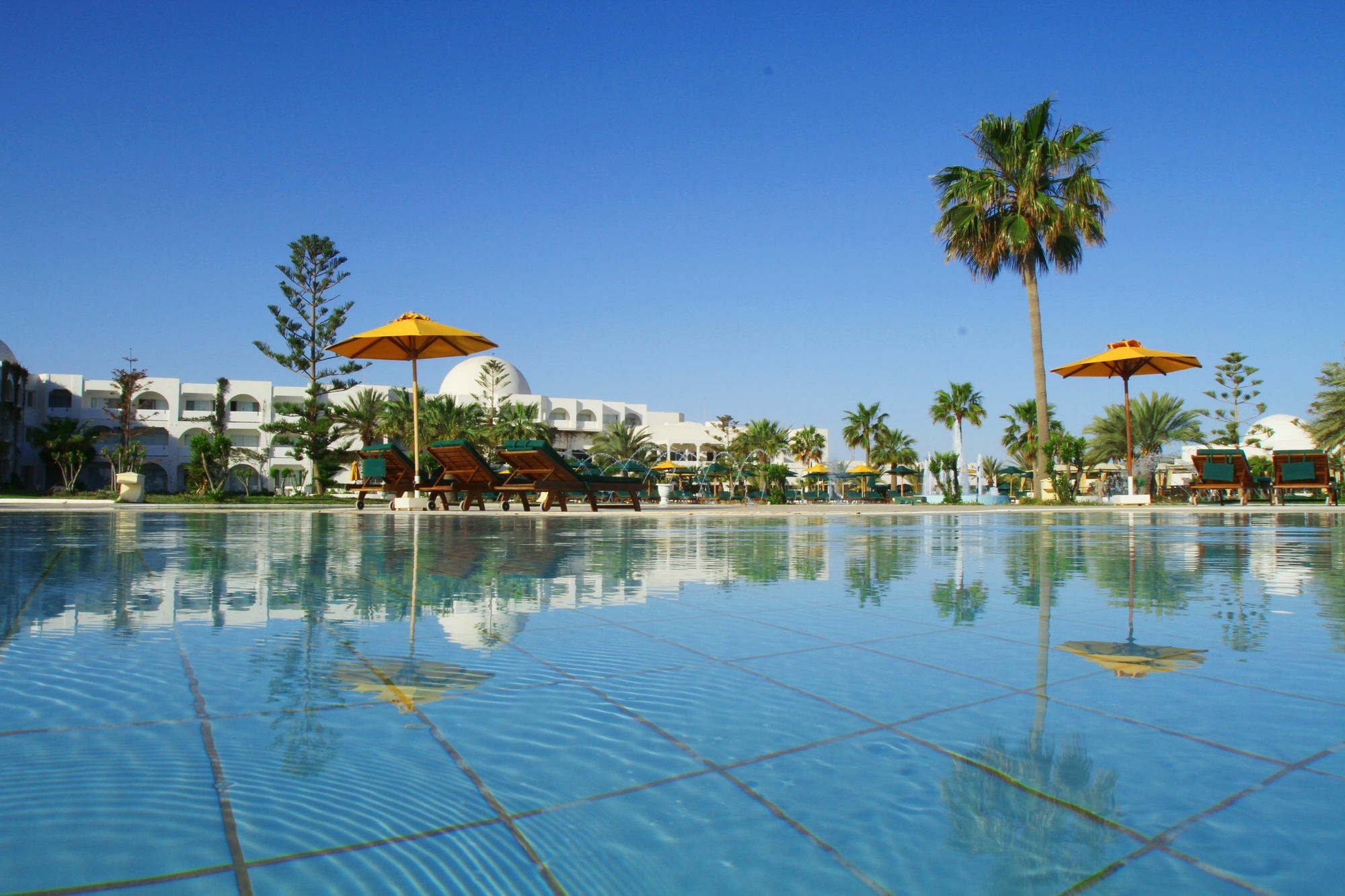 Djerba Plaza Thalasso & Spa Triffa Exterior photo