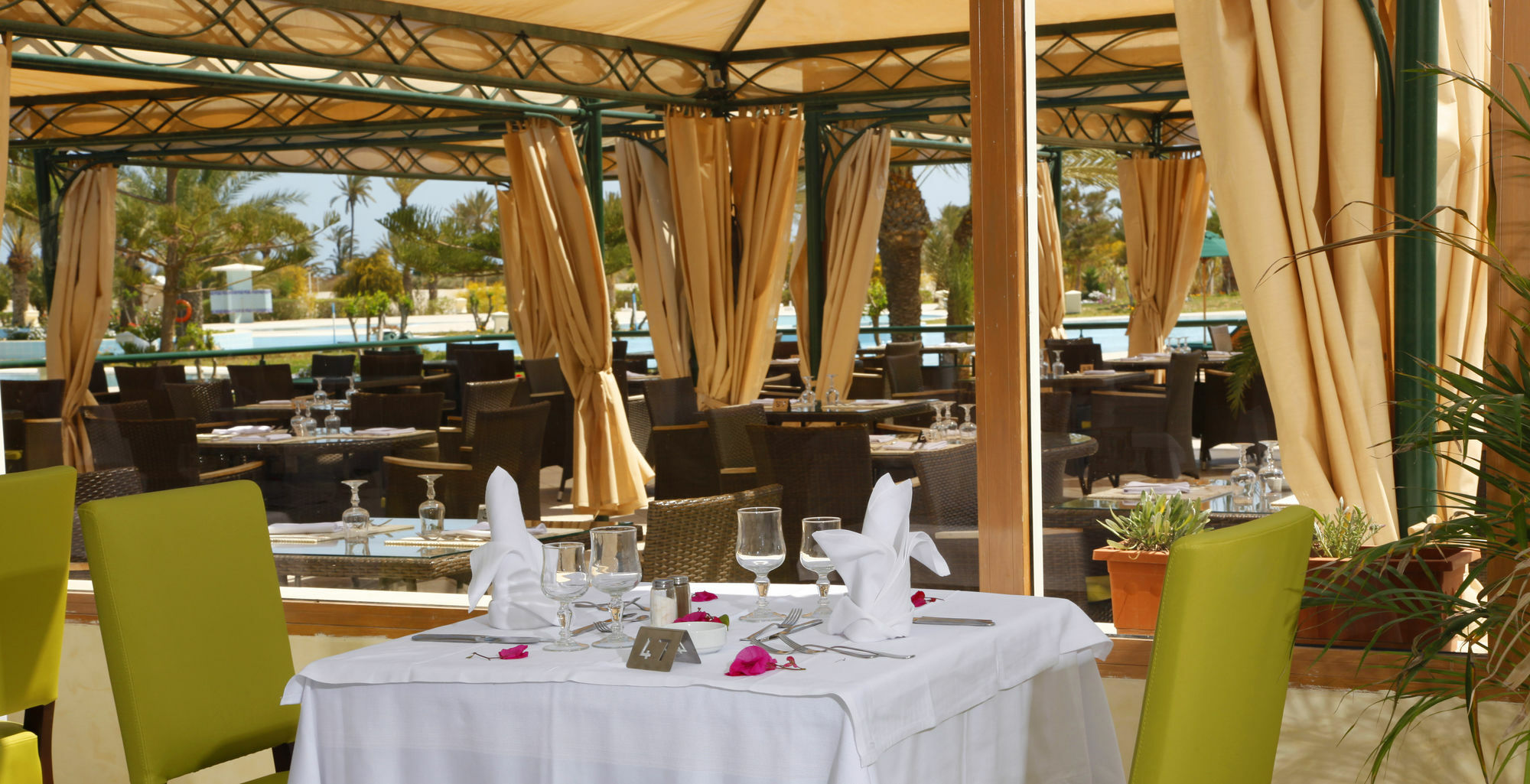 Djerba Plaza Thalasso & Spa Triffa Exterior photo
